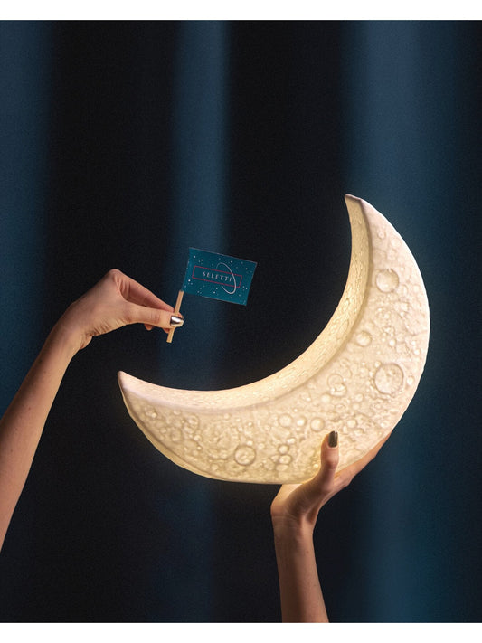 My Tiny Moon Lamp